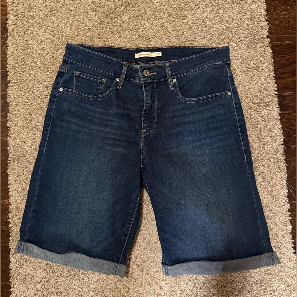 Levi Strauss Dark Blue Bermuda Shorts Size 16W Bermuda Jean Shorts NWOT - Picture 7 of 12